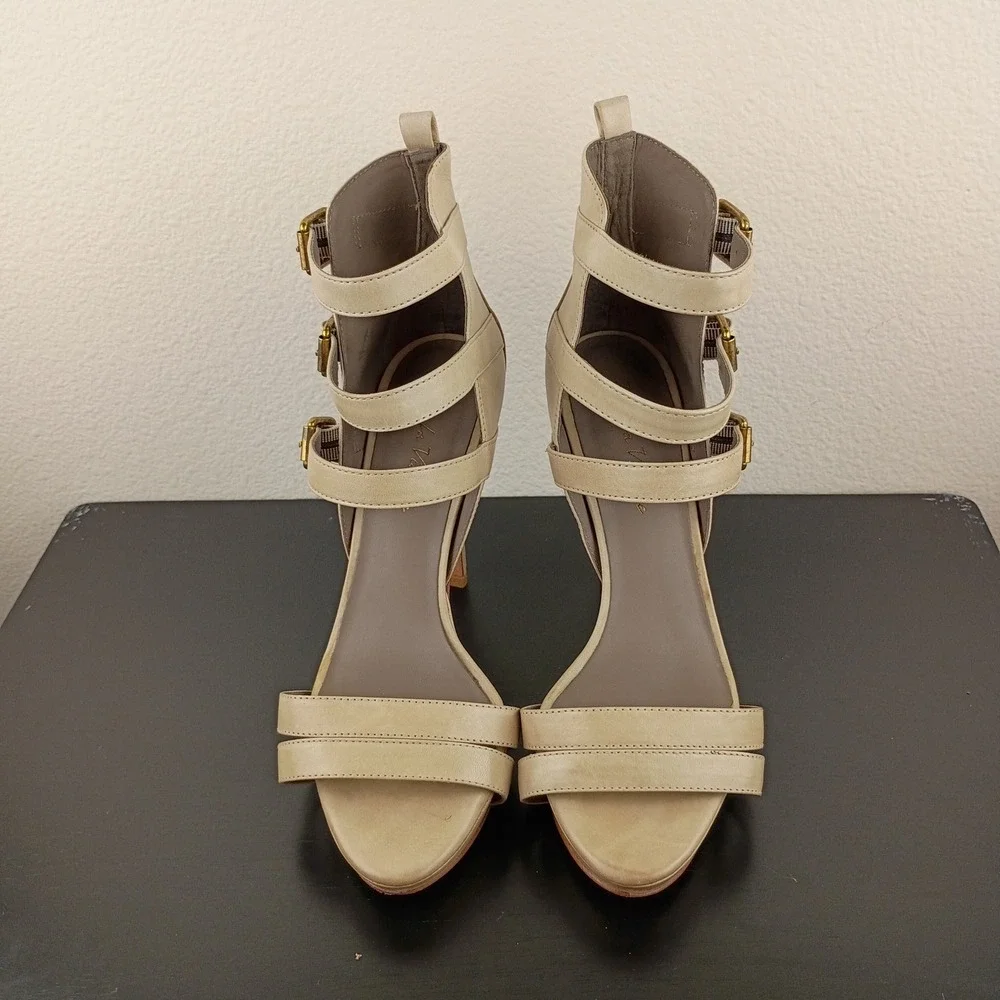 Pour La Victoire Beige Leather Strappy Gladiator Buckle Stiletto Heels 7.5